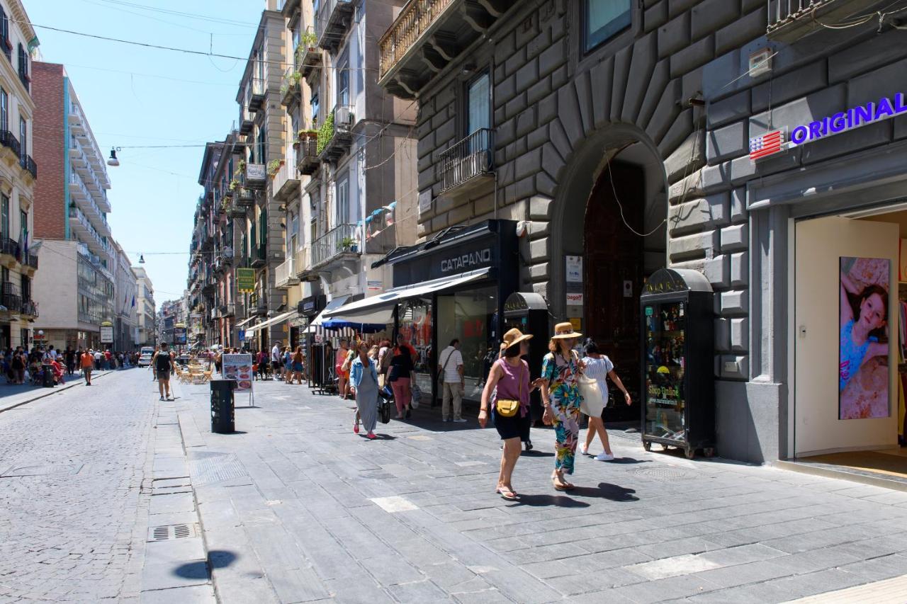 Grandapartments Via Toledo Napoli Buitenkant foto